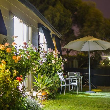 Moana Beach Sunset Holiday Accommodation A المظهر الخارجي الصورة